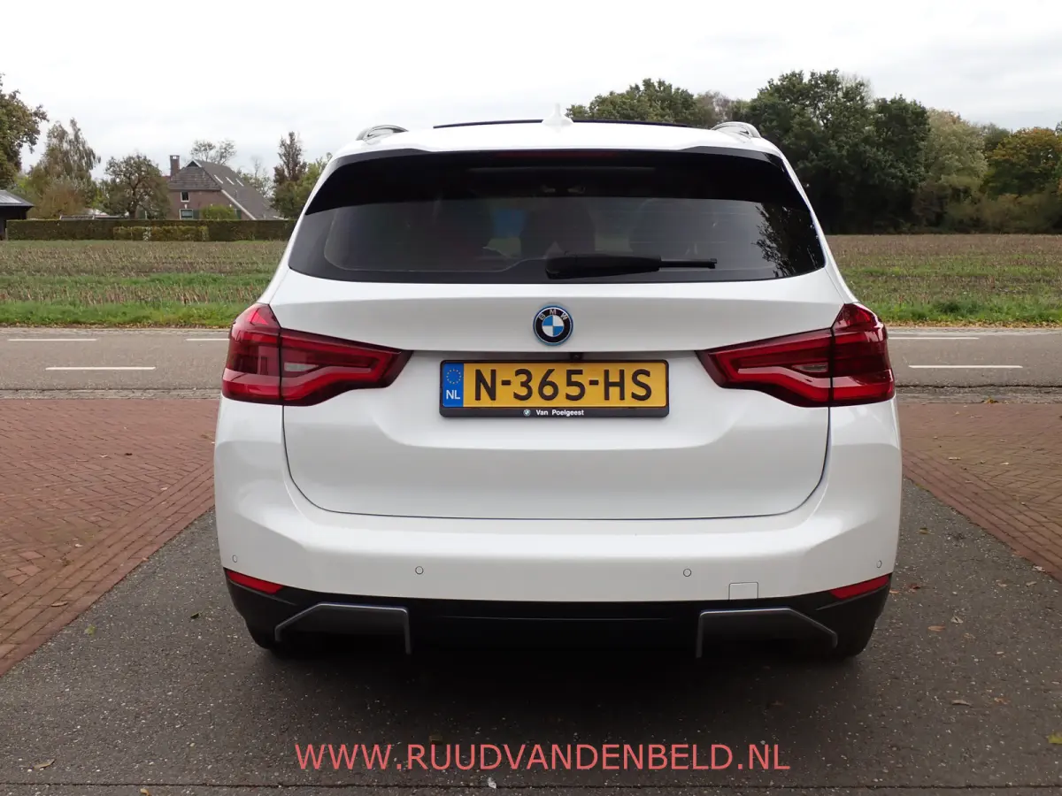 80 kWh / 93% SOH / ACC / PANODAK / CAMERA / CARPLAY