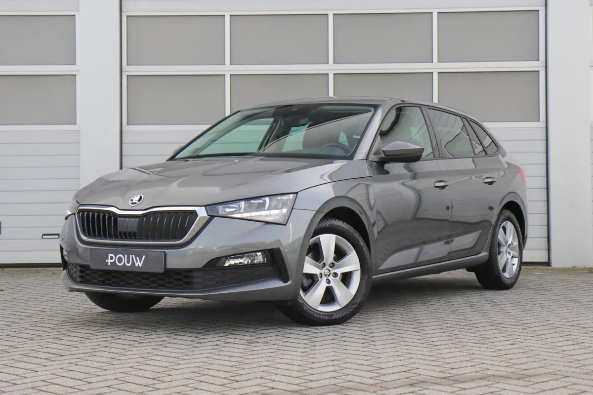 1.0 TSI 110pk Ambition | Apple Carplay/Android Auto | Parkeersensor Achter |  Cruise Control