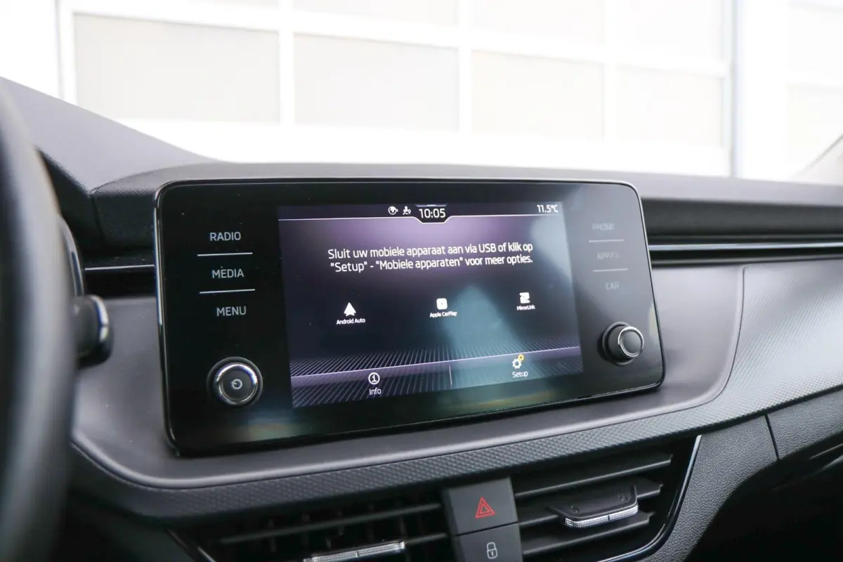 1.0 TSI 110pk Ambition | Apple Carplay/Android Auto | Parkeersensor Achter |  Cruise Control