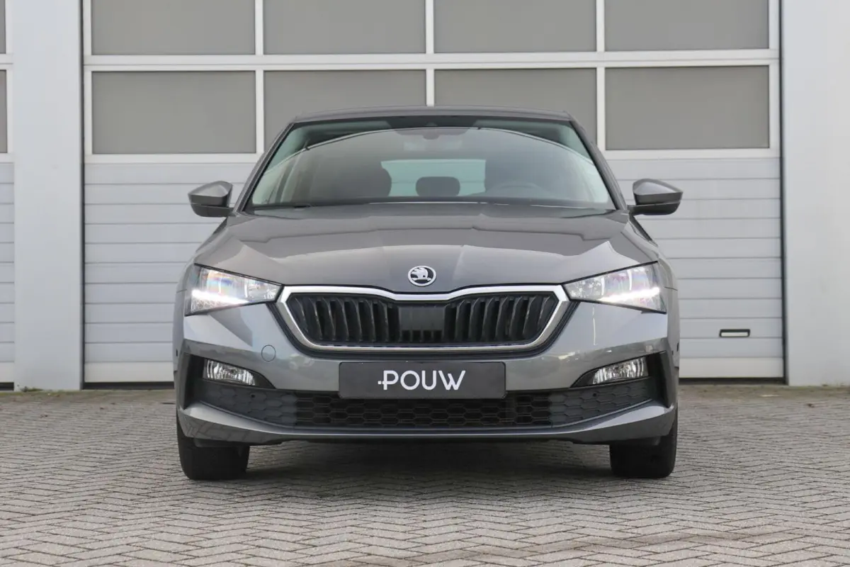 1.0 TSI 110pk Ambition | Apple Carplay/Android Auto | Parkeersensor Achter |  Cruise Control