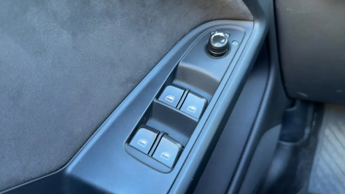 2.0 TFSI q. Pro L. S | Stoelverwarming | Parkeersensoren | Sport Onderstel | Navigatie | Cruise Control | Climate Control