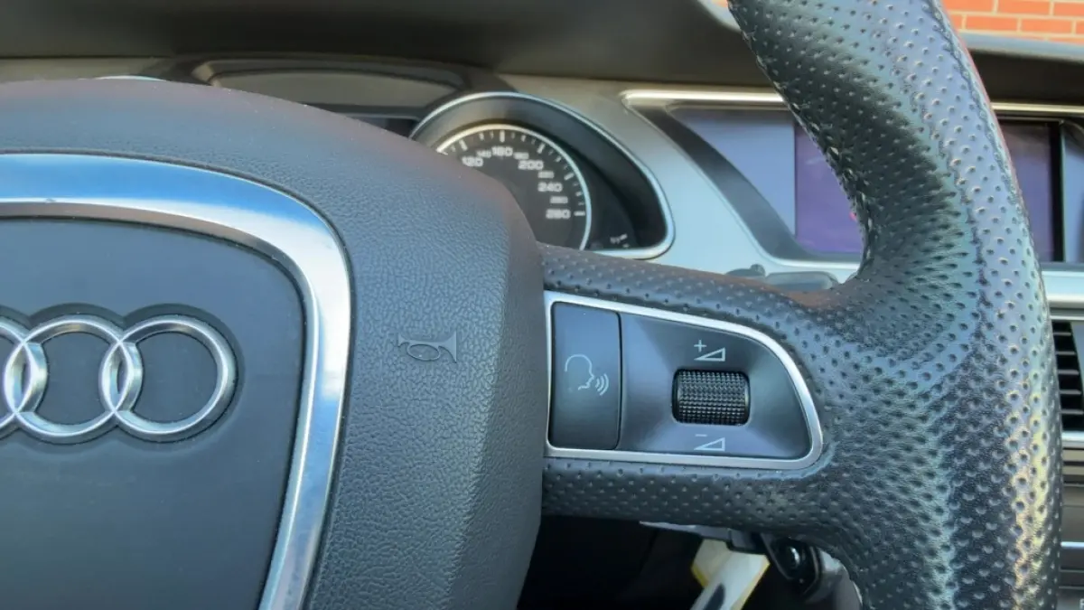 2.0 TFSI q. Pro L. S | Stoelverwarming | Parkeersensoren | Sport Onderstel | Navigatie | Cruise Control | Climate Control