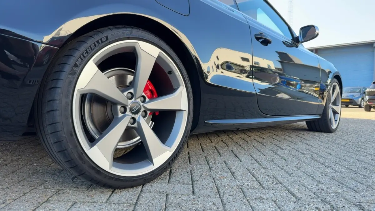 2.0 TFSI q. Pro L. S | Stoelverwarming | Parkeersensoren | Sport Onderstel | Navigatie | Cruise Control | Climate Control