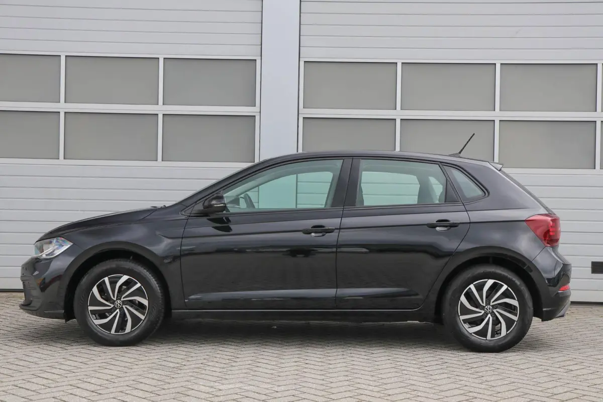 1.0 TSI 95pk Life | Navigatie | App Connect | Adaptieve Cruise | Airco