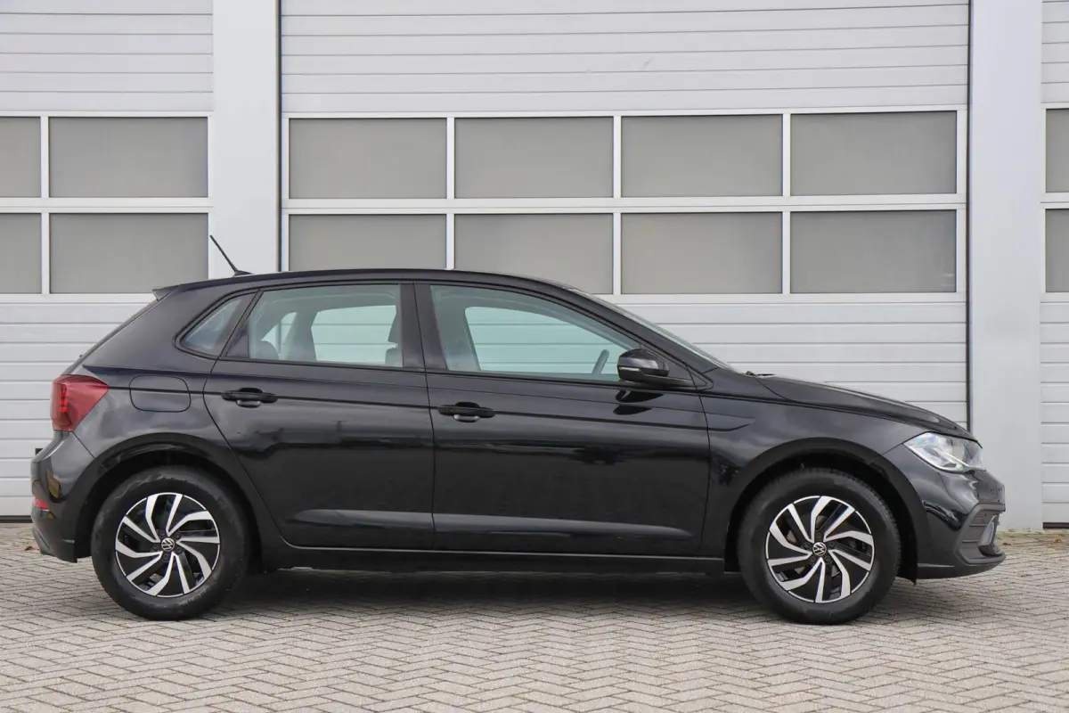 1.0 TSI 95pk Life | Navigatie | App Connect | Adaptieve Cruise | Airco