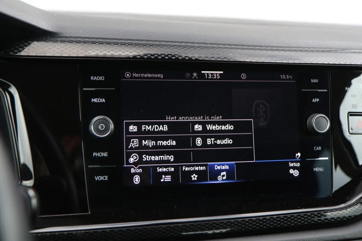 1.0 TSI 95pk Life | Navigatie | App Connect | Adaptieve Cruise | Airco