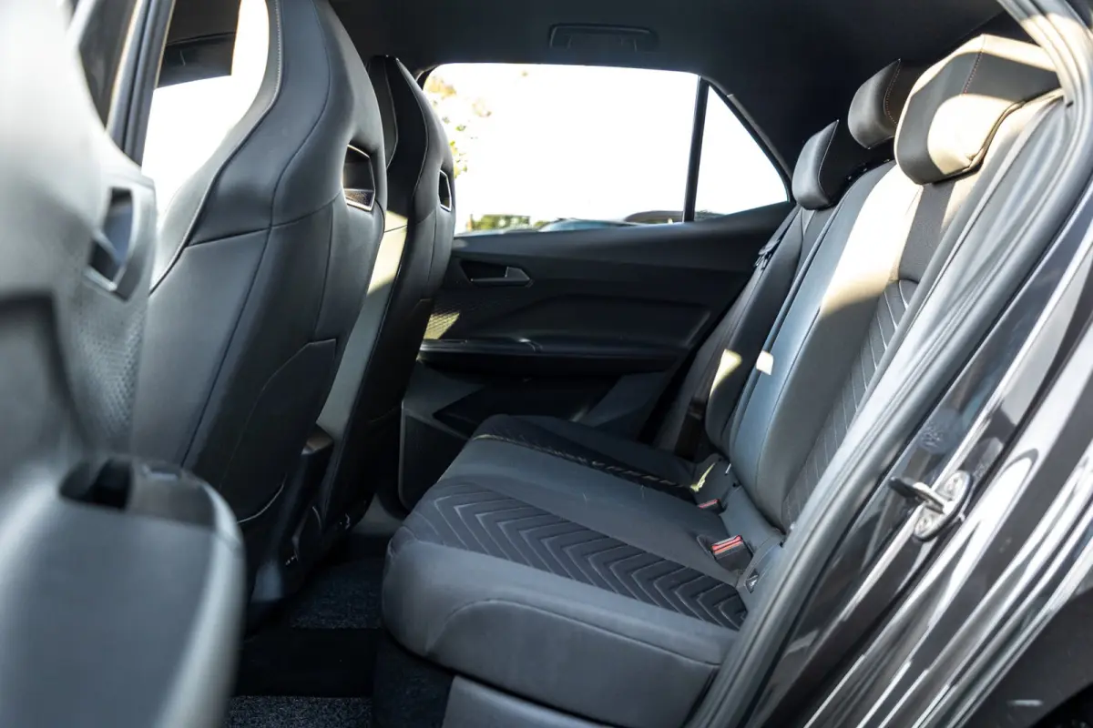 Adrenaline One 62 kWh Carplay I Camara I 95.5% soh I