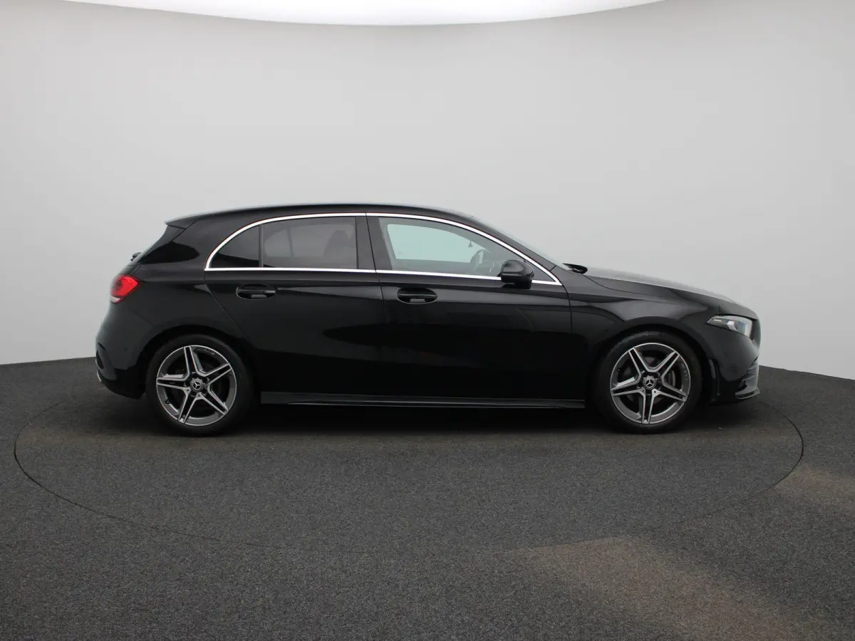 180 Business Solution AMG | Wordt Verwacht | Apple Carplay / Android Auto | Achteruitrijcamera | Parkeersensoren | Stoelverwarming |