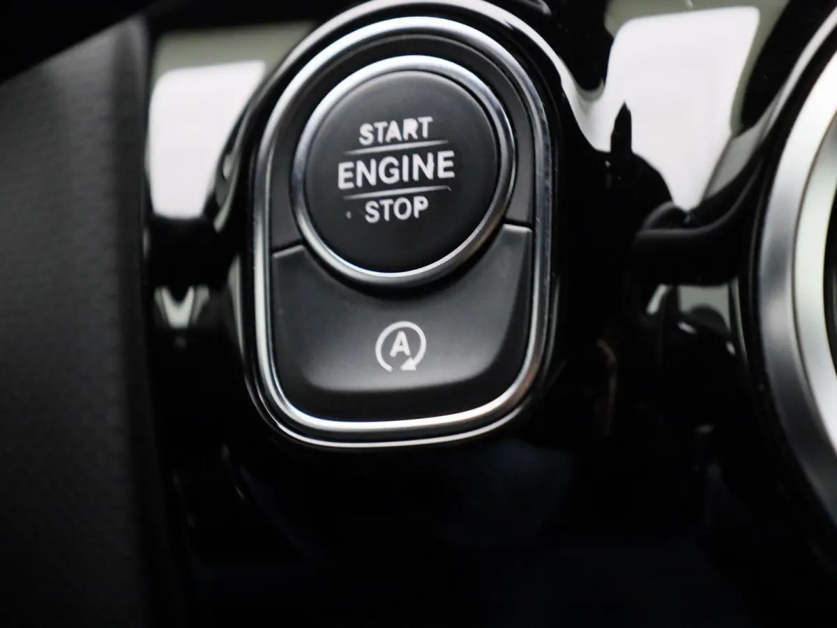 180 Business Solution AMG | Wordt Verwacht | Apple Carplay / Android Auto | Achteruitrijcamera | Parkeersensoren | Stoelverwarming |