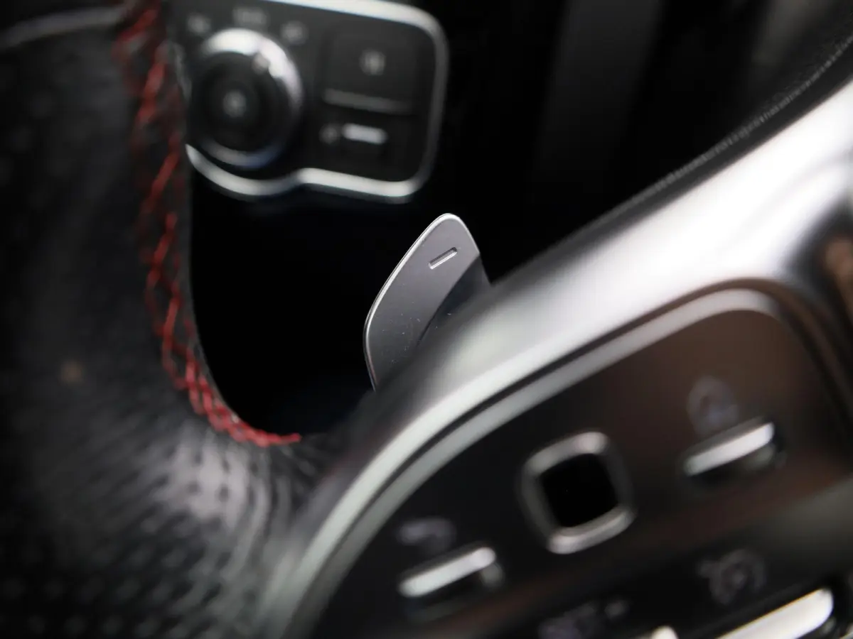 180 Business Solution AMG | Wordt Verwacht | Apple Carplay / Android Auto | Achteruitrijcamera | Parkeersensoren | Stoelverwarming |
