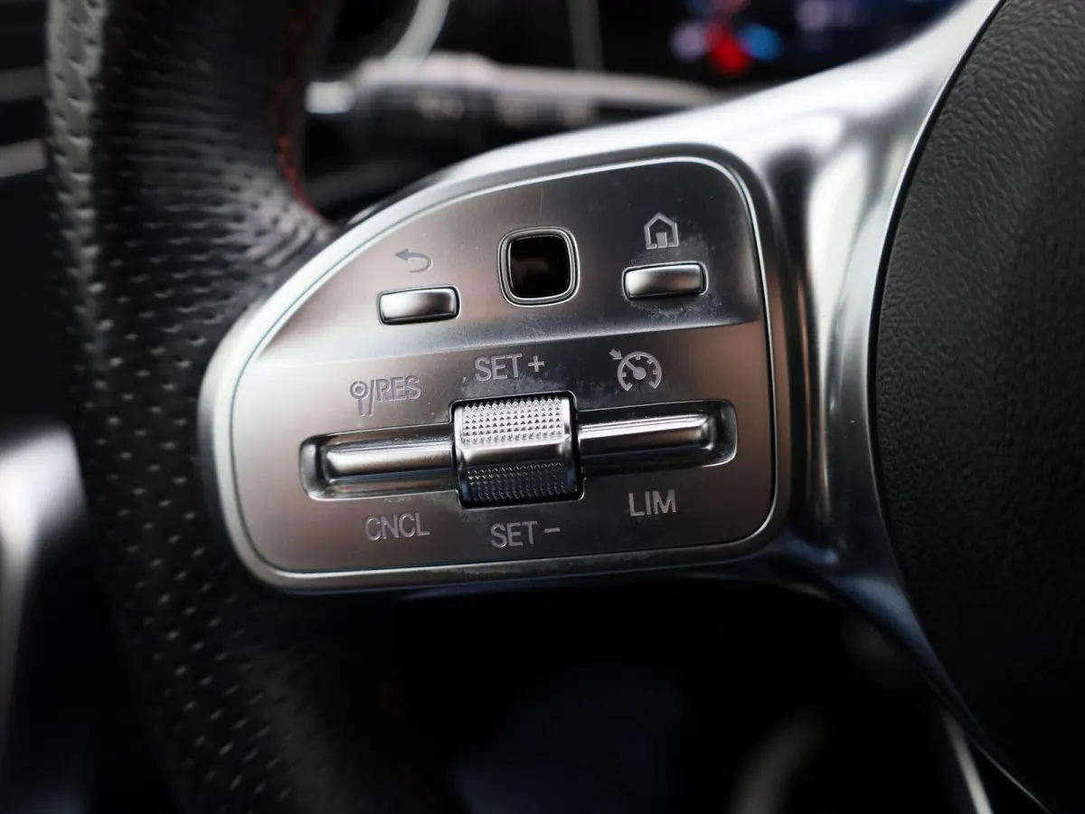 180 Business Solution AMG | Wordt Verwacht | Apple Carplay / Android Auto | Achteruitrijcamera | Parkeersensoren | Stoelverwarming |