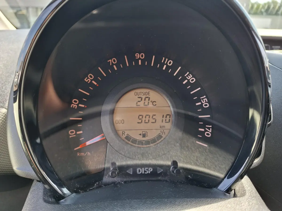 1.0 VTi Feel Cruise control/100% onderhouden/Auto is rijklaar, nieuwe banden en APK/NAP