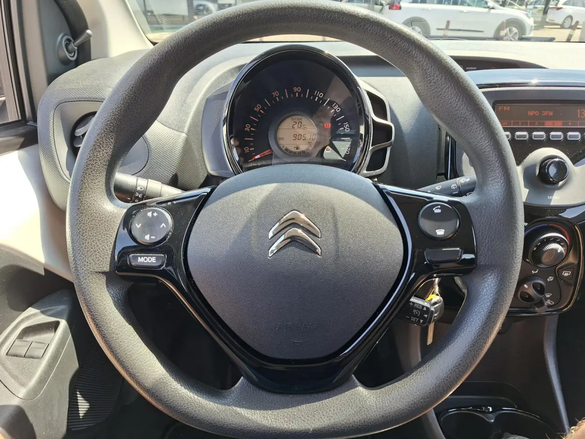 1.0 VTi Feel Cruise control/100% onderhouden/Auto is rijklaar, nieuwe banden en APK/NAP