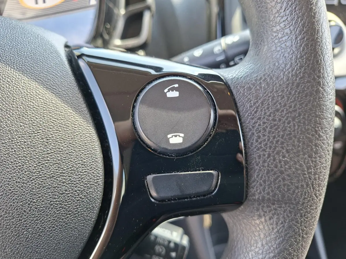 1.0 VTi Feel Cruise control/100% onderhouden/Auto is rijklaar, nieuwe banden en APK/NAP