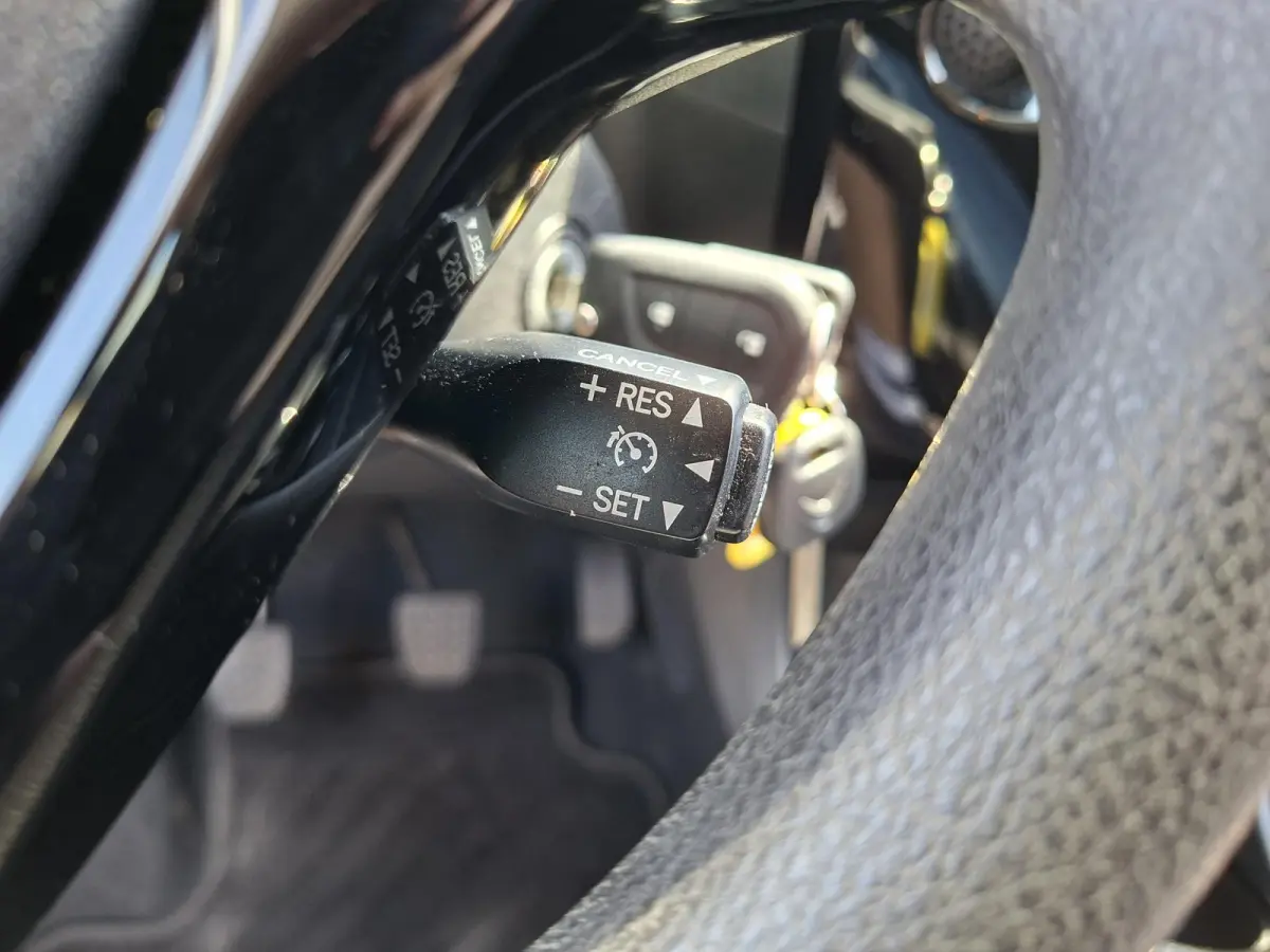 1.0 VTi Feel Cruise control/100% onderhouden/Auto is rijklaar, nieuwe banden en APK/NAP