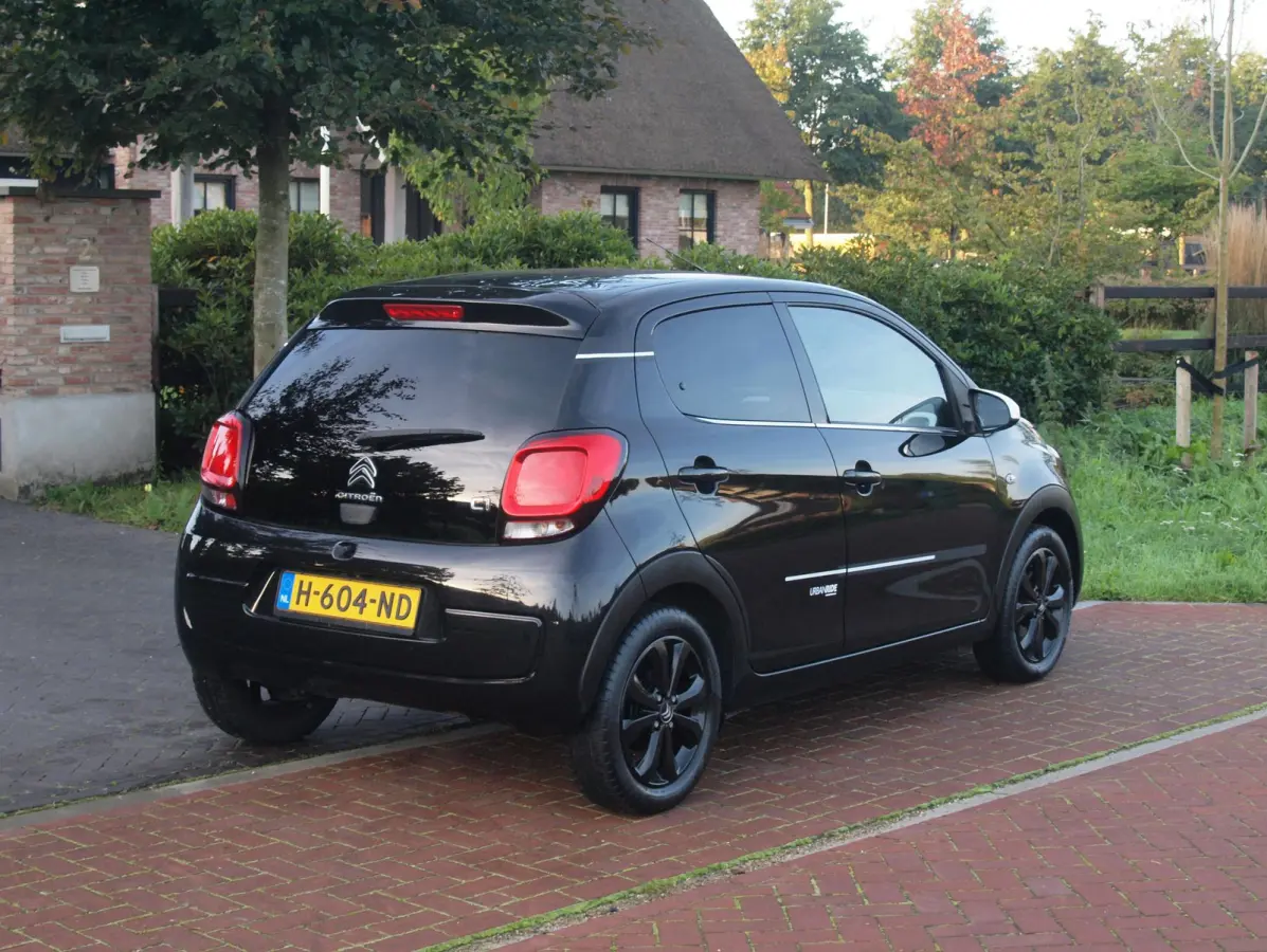 1.0 VTi Urban Ride | Camera | 5-deurs | Airco | 15 Inch | NL-Auto |