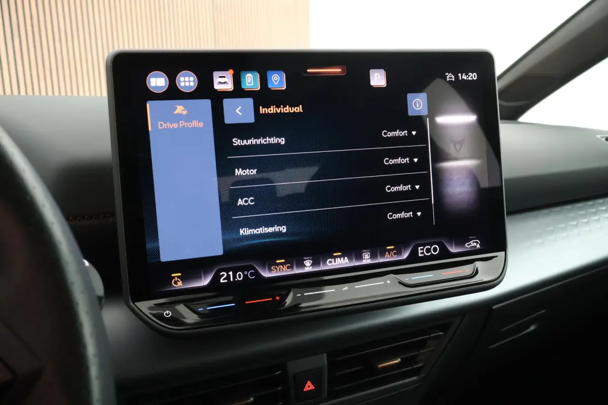Business 231pk 62 kWh Camera Parkeersensoren ACC Navigatie Sportstoelen