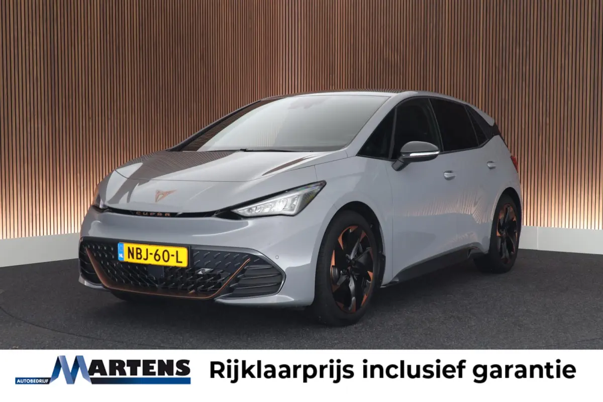 Business 231pk 62 kWh Camera Parkeersensoren ACC Navigatie Sportstoelen