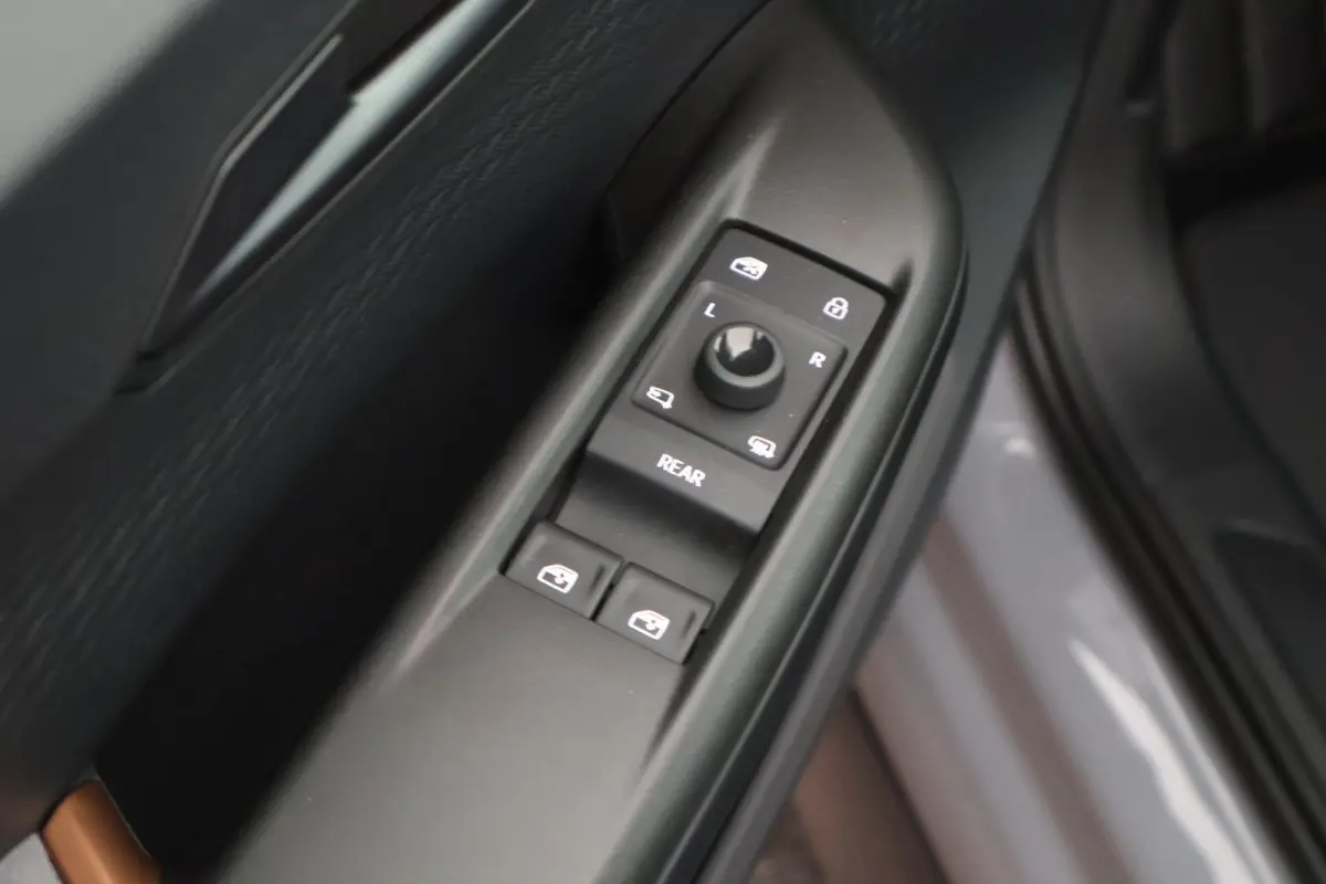 Business 231pk 62 kWh Camera Parkeersensoren ACC Navigatie Sportstoelen
