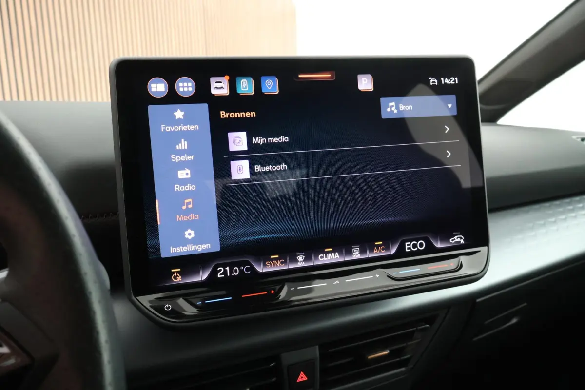 Business 231pk 62 kWh Camera Parkeersensoren ACC Navigatie Sportstoelen