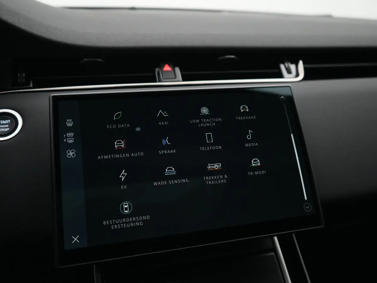 1.5 P270e PHEV AWD Business Dynamic Edition | Nu met €6.127,- voordeel!* | Elektr. Trekhaak | Pixel LED | Black Exterior Pack | Panoramisch schuifdak |