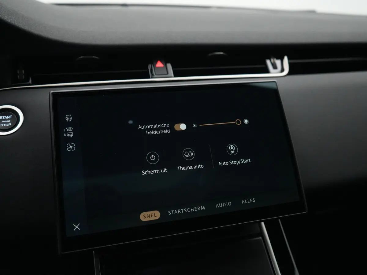 1.5 P270e PHEV AWD Business Dynamic Edition | Nu met €6.127,- voordeel!* | Elektr. Trekhaak | Pixel LED | Black Exterior Pack | Panoramisch schuifdak |