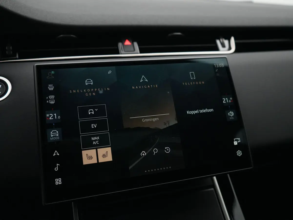 1.5 P270e PHEV AWD Business Dynamic Edition | Nu met €6.127,- voordeel!* | Elektr. Trekhaak | Pixel LED | Black Exterior Pack | Panoramisch schuifdak |