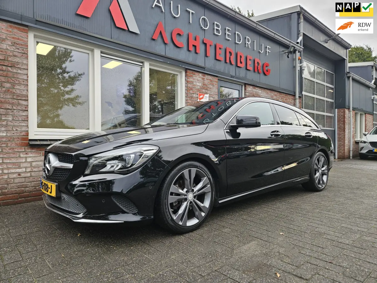 180 Business Solution Automaat! NAP! LED! Mooie/Nette Auto! Navigatie!