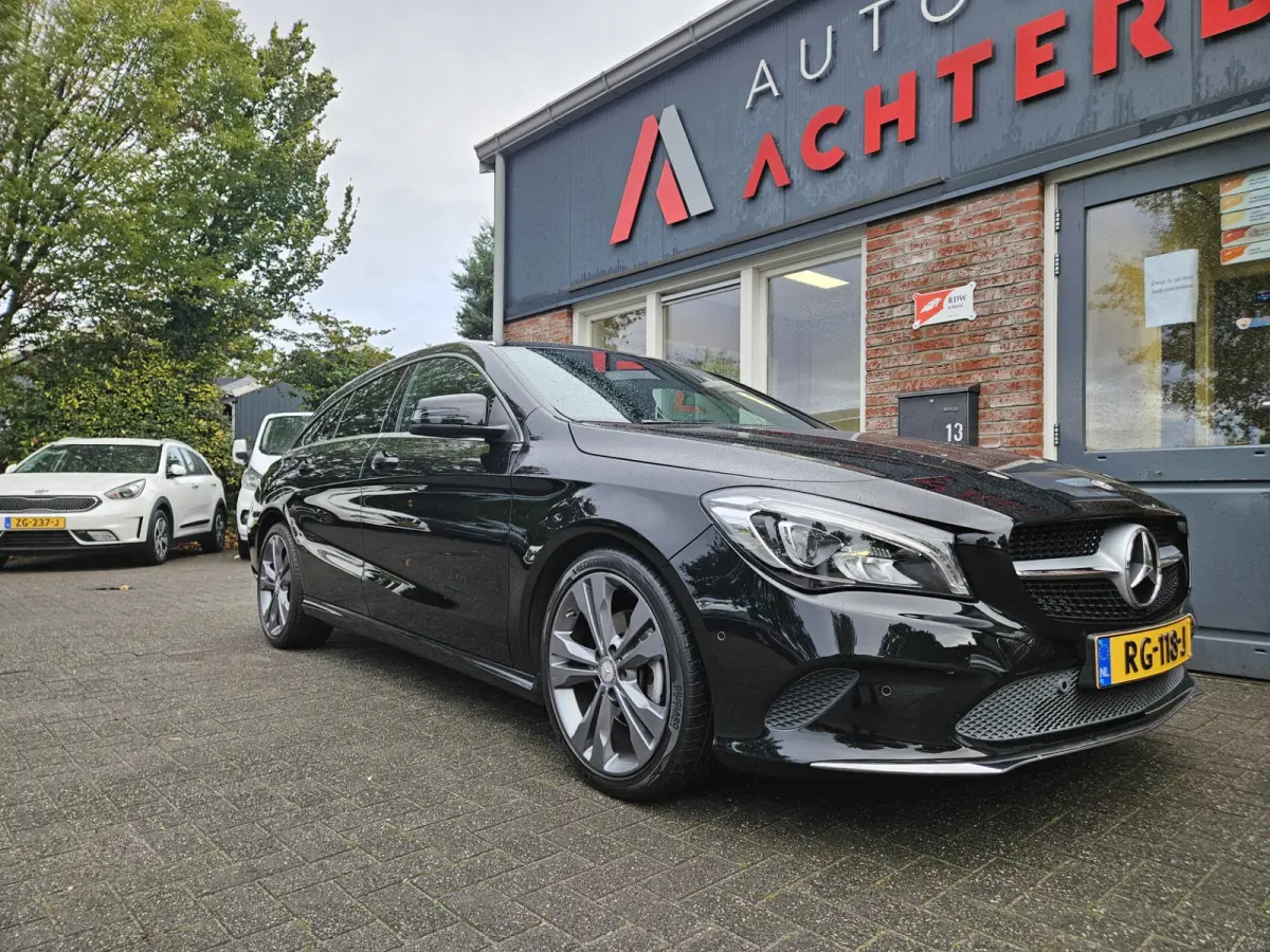 180 Business Solution Automaat! NAP! LED! Mooie/Nette Auto! Navigatie!