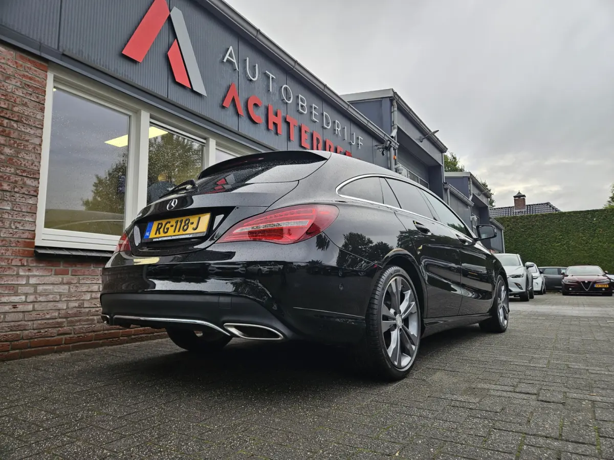 180 Business Solution Automaat! NAP! LED! Mooie/Nette Auto! Navigatie!