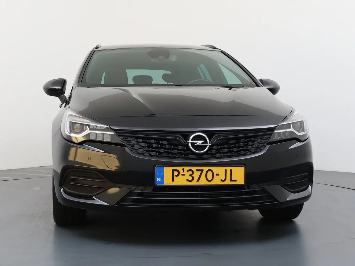 1.2 T. 130 pk Business Elegance / Navigatie / Alcantara / Parkeersensoren / Matrix LED / Keyless / Carplay / 17'' LMV