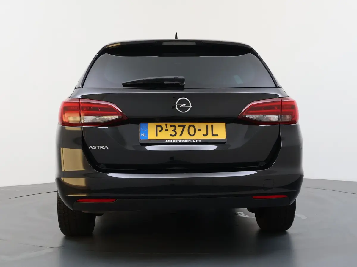 1.2 T. 130 pk Business Elegance / Navigatie / Alcantara / Parkeersensoren / Matrix LED / Keyless / Carplay / 17'' LMV