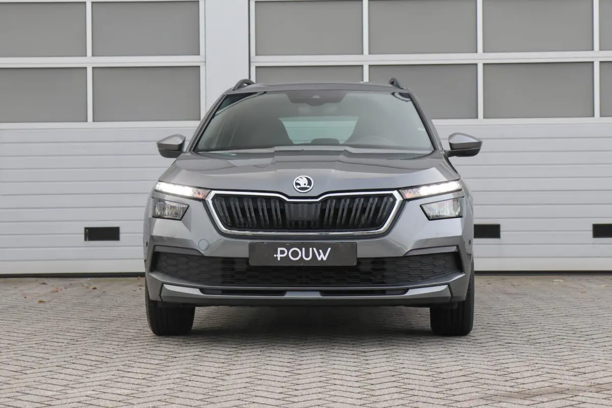 1.0 TSI 110pk Sport Business | Climatronic | Cruise Control | SmartLink | Lane Assist