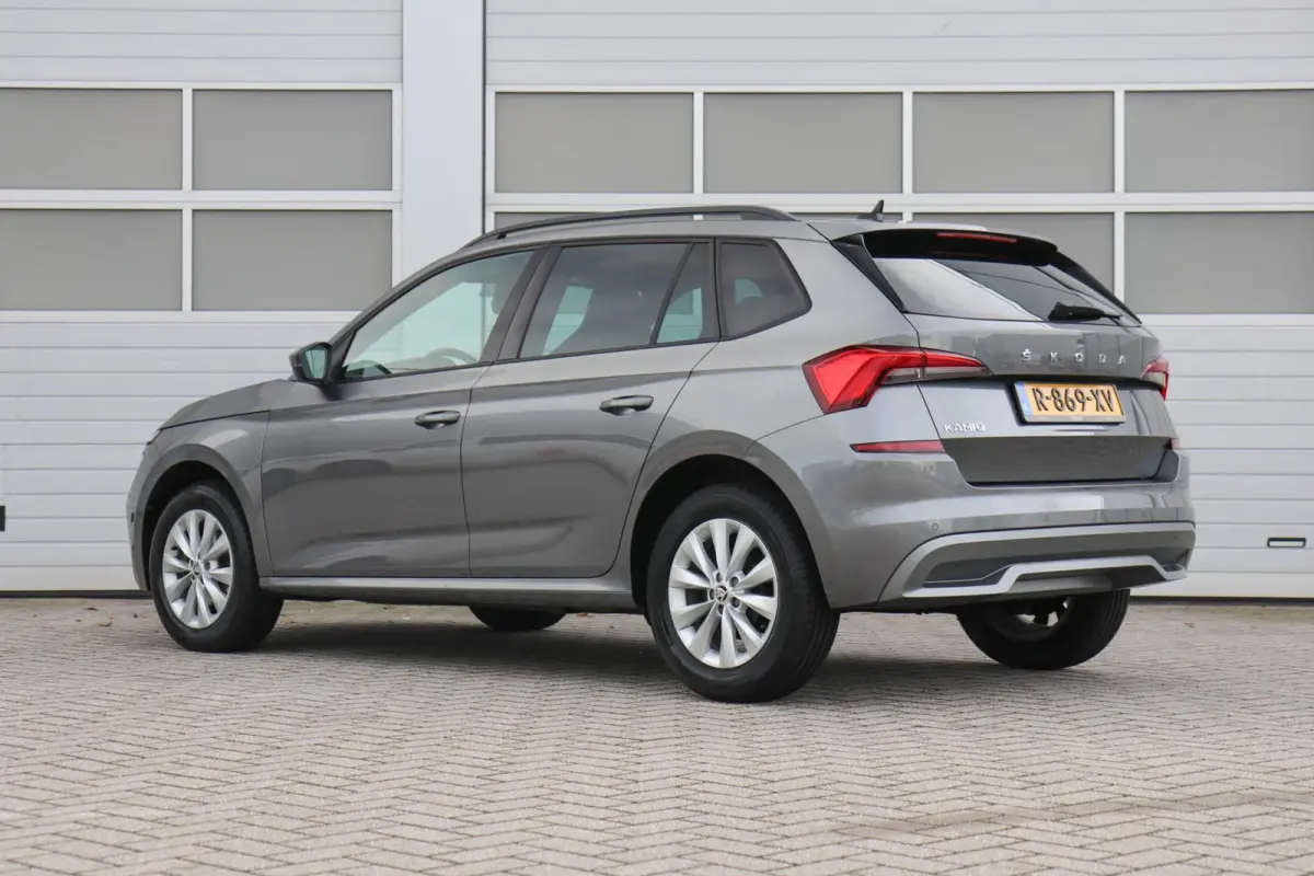 1.0 TSI 110pk Sport Business | Climatronic | Cruise Control | SmartLink | Lane Assist