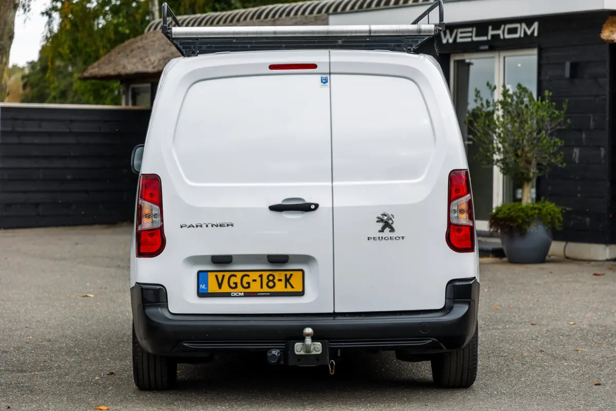 1.5 BlueHDI Pro I Trekhaak I imperial I dealer onderhouden I