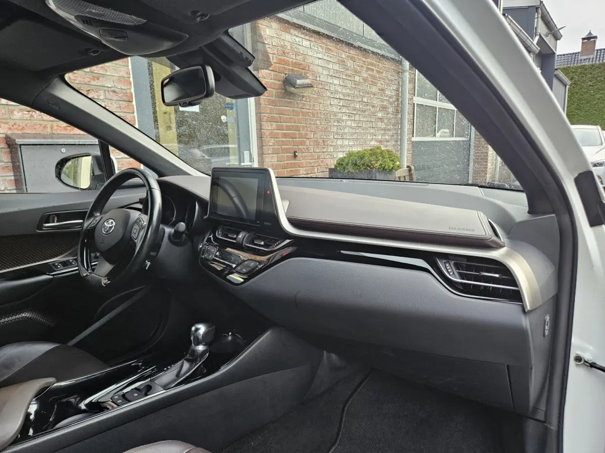 1.8 Hybrid Executive Camera! Navigatie! Airco/Clima! Mooie/Nette Auto!