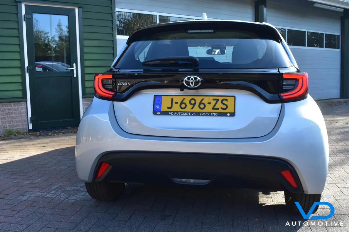 1.5 Hybrid Comfort|camera|ACC|carplay