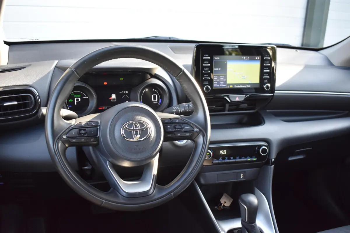 1.5 Hybrid Comfort|camera|ACC|carplay