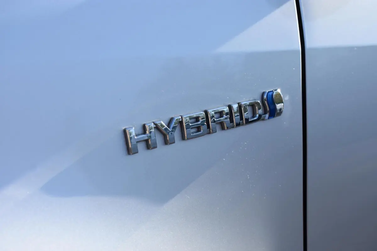 1.5 Hybrid Comfort|camera|ACC|carplay