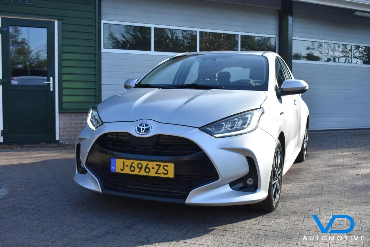 1.5 Hybrid Comfort|camera|ACC|carplay