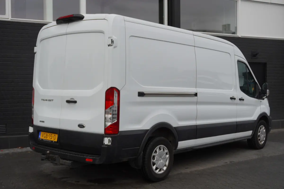 2.0 TDCI 130PK L3H2 MHEV EURO 6 - Airco - Navi - Cruise - €14.950,- Excl.