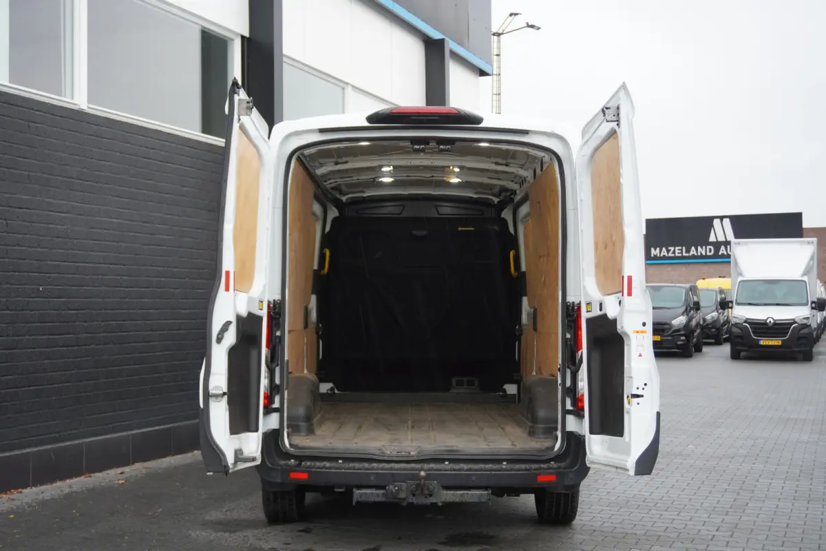 2.0 TDCI 130PK L3H2 MHEV EURO 6 - Airco - Navi - Cruise - €14.950,- Excl.