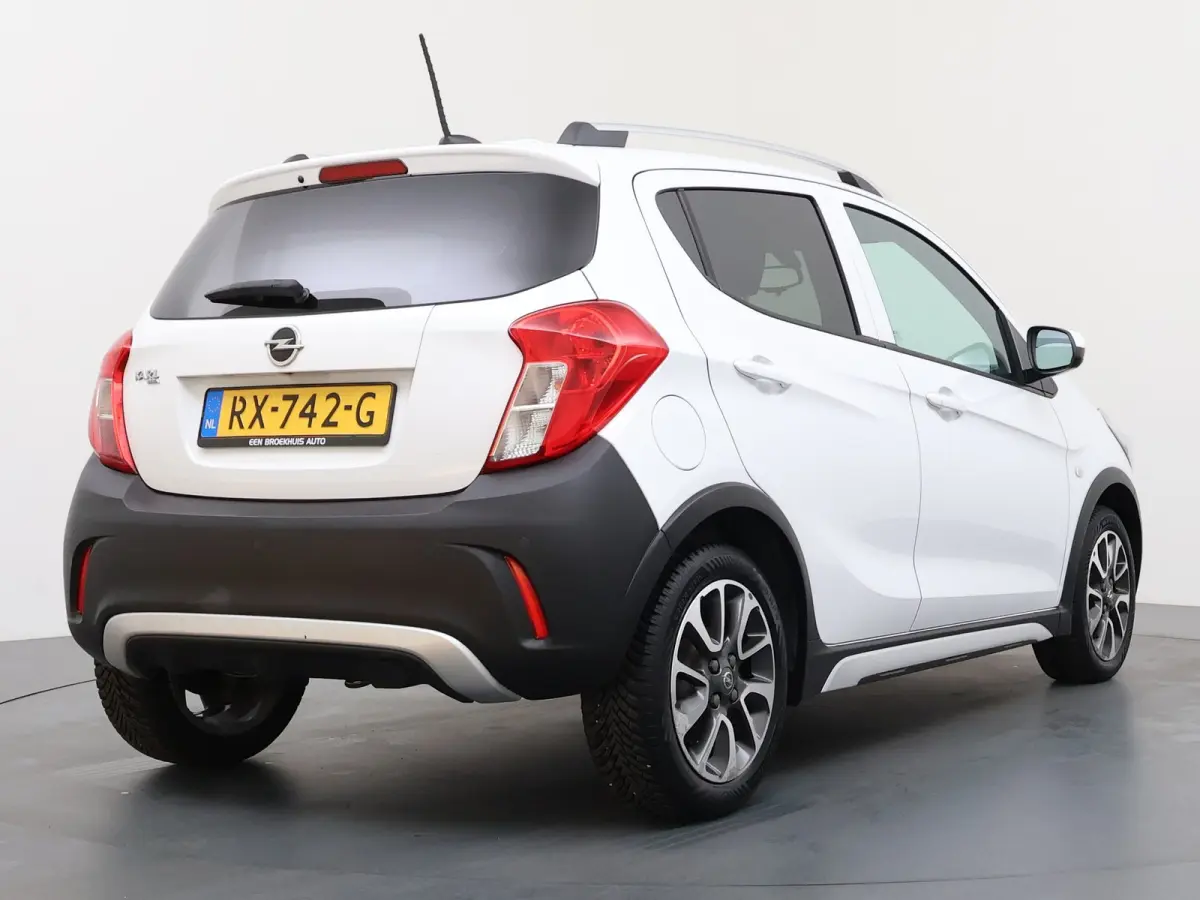 1.0 Online Edition / Navigatie / Parkeersensoren / Carplay / Airco / 15'' LMV