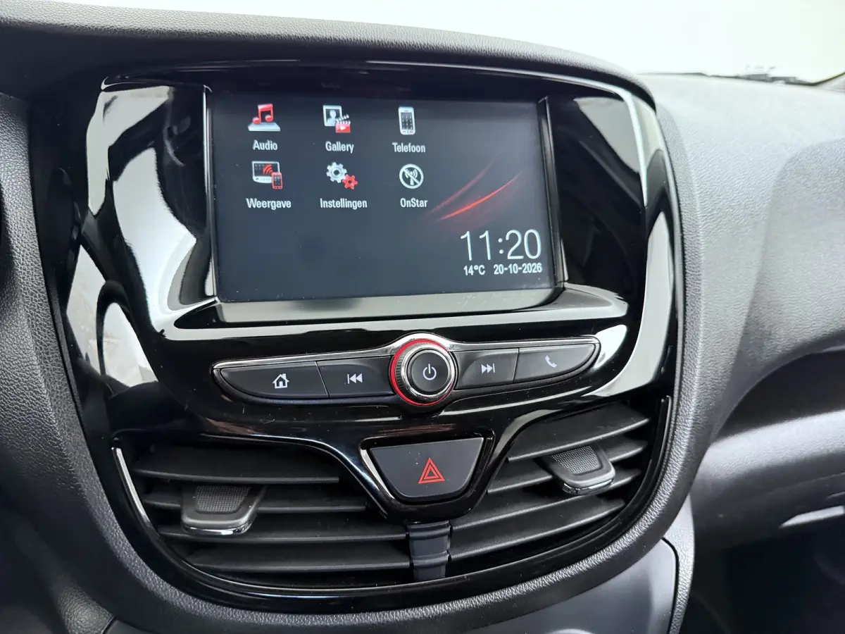 1.0 Online Edition / Navigatie / Parkeersensoren / Carplay / Airco / 15'' LMV