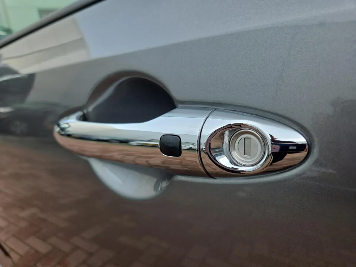 1.0 DPi DynamicPlusLine 1e Eigenaar | Automaat | Camera | Carplay & Android | Navigatie | LM Velgen 15" | Cruise Control |