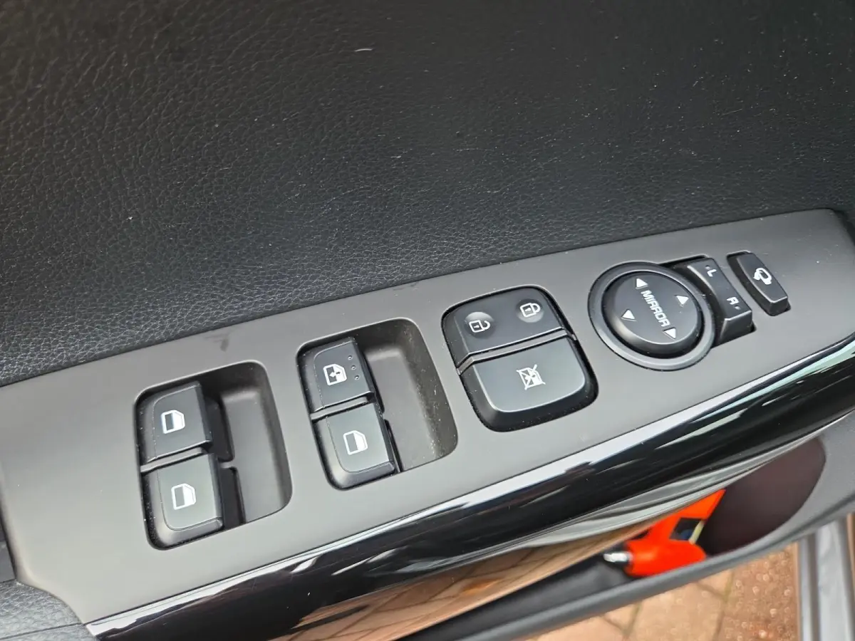 1.0 DPi DynamicPlusLine 1e Eigenaar | Automaat | Camera | Carplay & Android | Navigatie | LM Velgen 15" | Cruise Control |