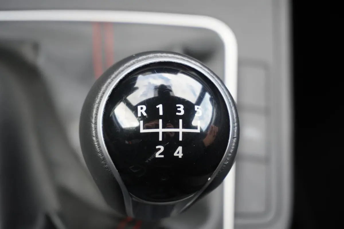 1.0 EcoTSI 95pk FR Business Intense | Stoelverwarming | Adaptive Cruise | Achteruitrijcamera | Climatronic