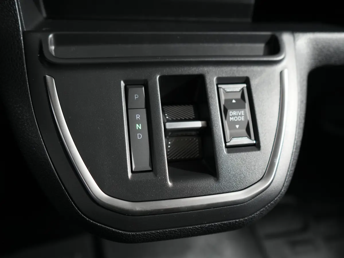 EV L3 75 kWh | 8 JAAR GARANTIE | | Achteruitrijcamera | Cruise control | Dodehoek detectie
