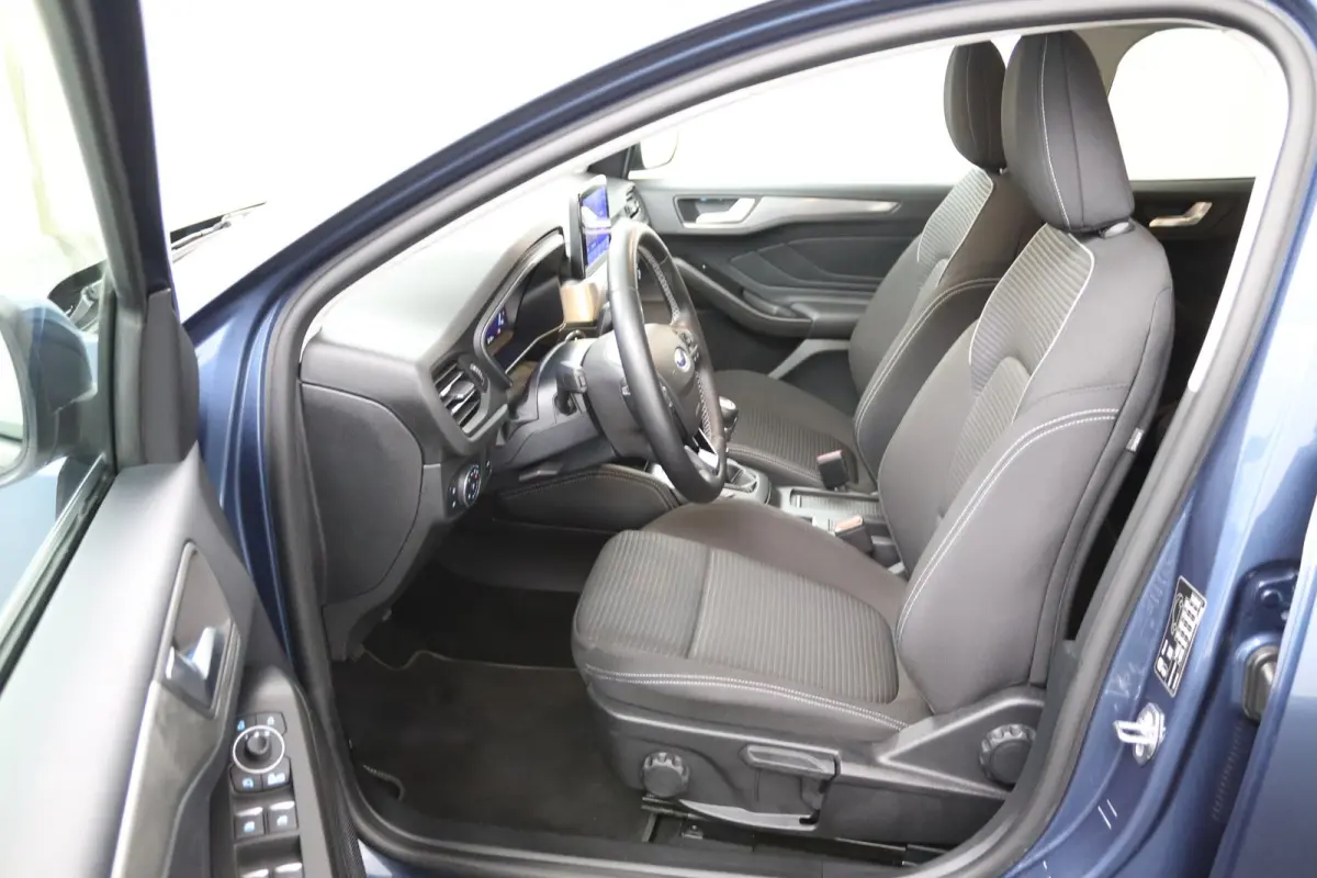 1.0 EcoBoost Hybrid Titanium X | Winterpack | B&O Audio | Elektrische Achterklep | Camera | Keyless | CarPlay/Android Auto | Navigatie