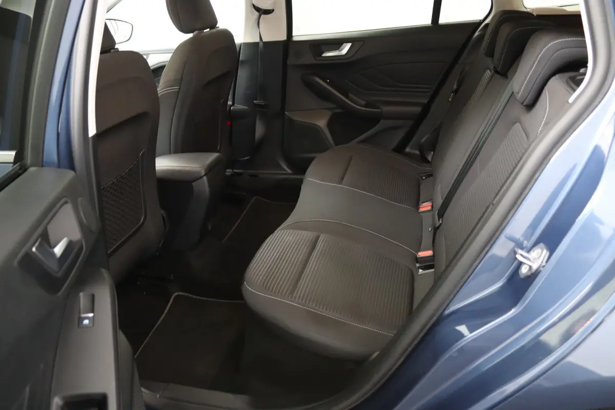 1.0 EcoBoost Hybrid Titanium X | Winterpack | B&O Audio | Elektrische Achterklep | Camera | Keyless | CarPlay/Android Auto | Navigatie